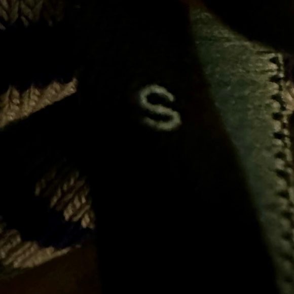 Guess by Marciano - Deep V, long sleeve dress - Picture 4 of 4